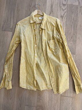 Uniqlo Linen Long Sleeve Button Down Shirt — Medium — Yellow — Like New